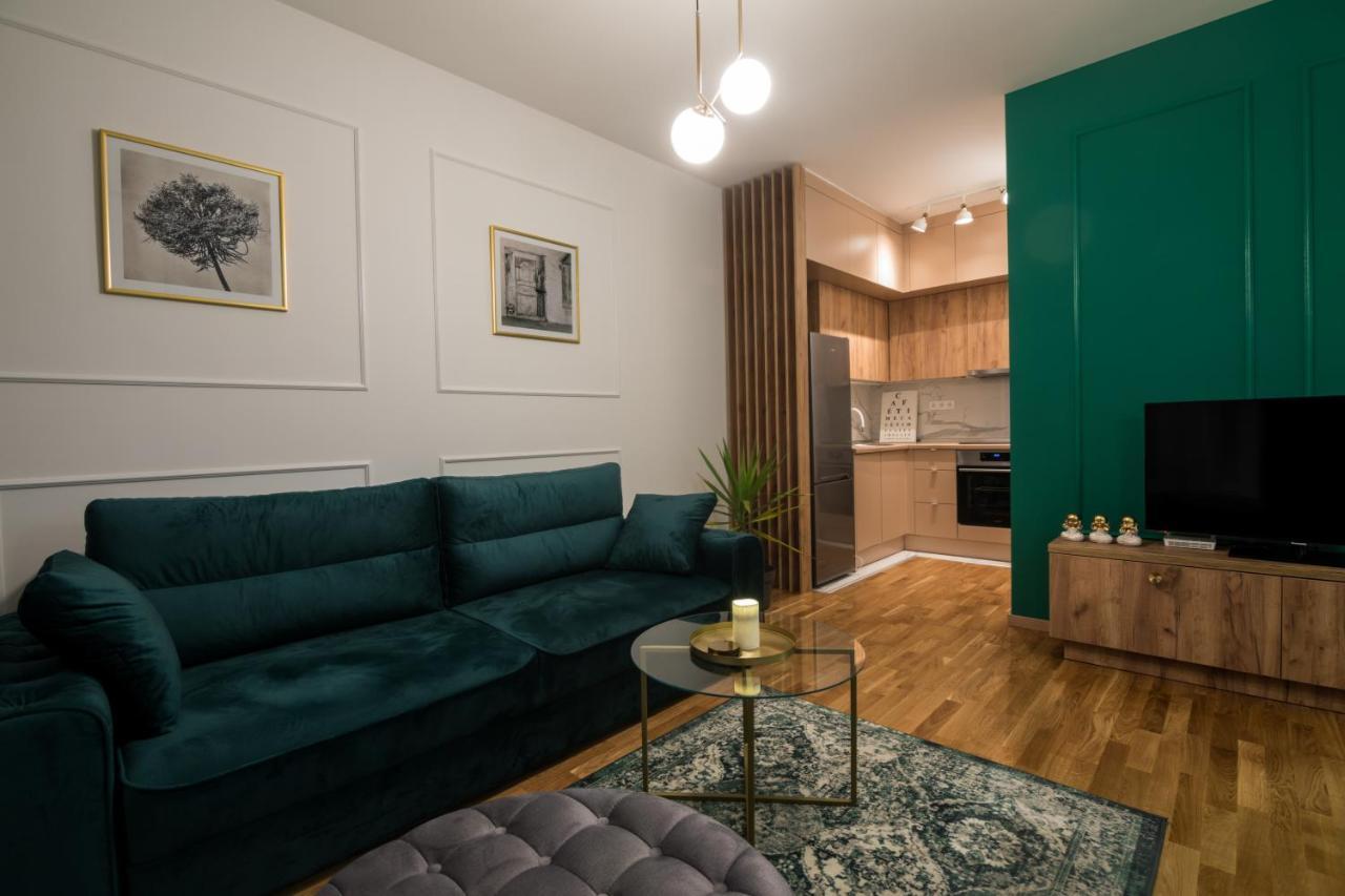 Apartman Park Биелина Екстериор снимка